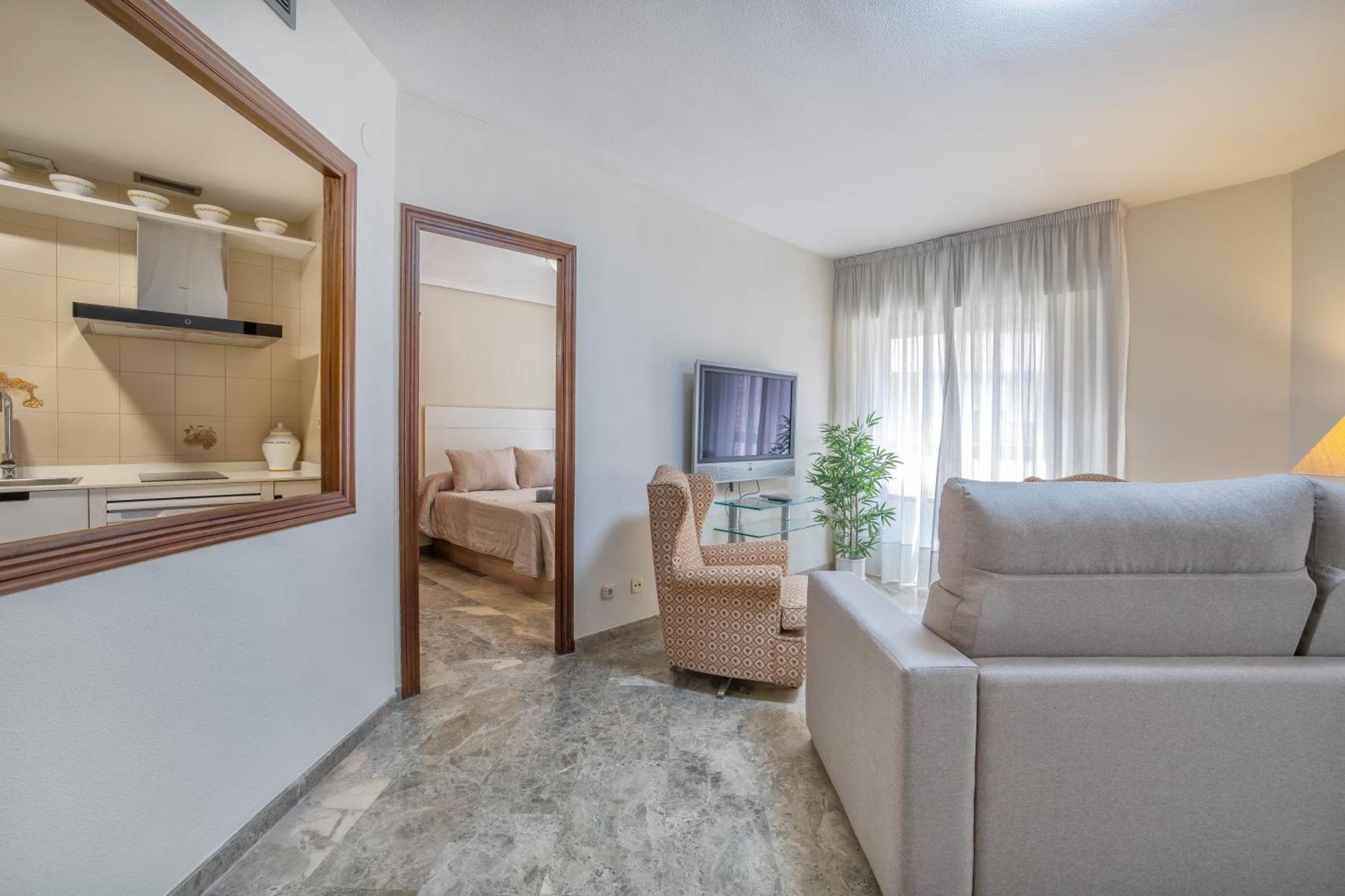 R & T Cordoba Center Apartamentos - Parking Exterior photo